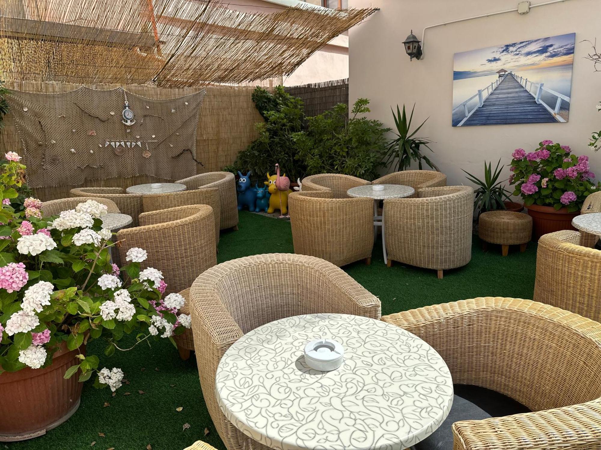 Hotel Morolli Rimini Bagian luar foto
