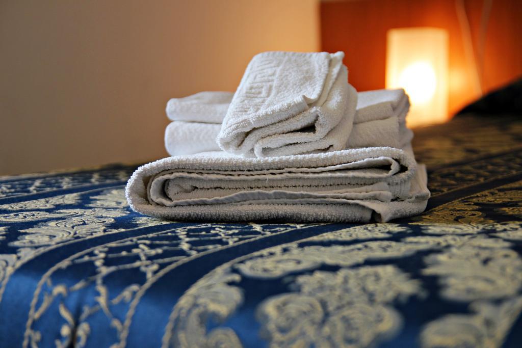 Hotel Morolli Rimini Bagian luar foto